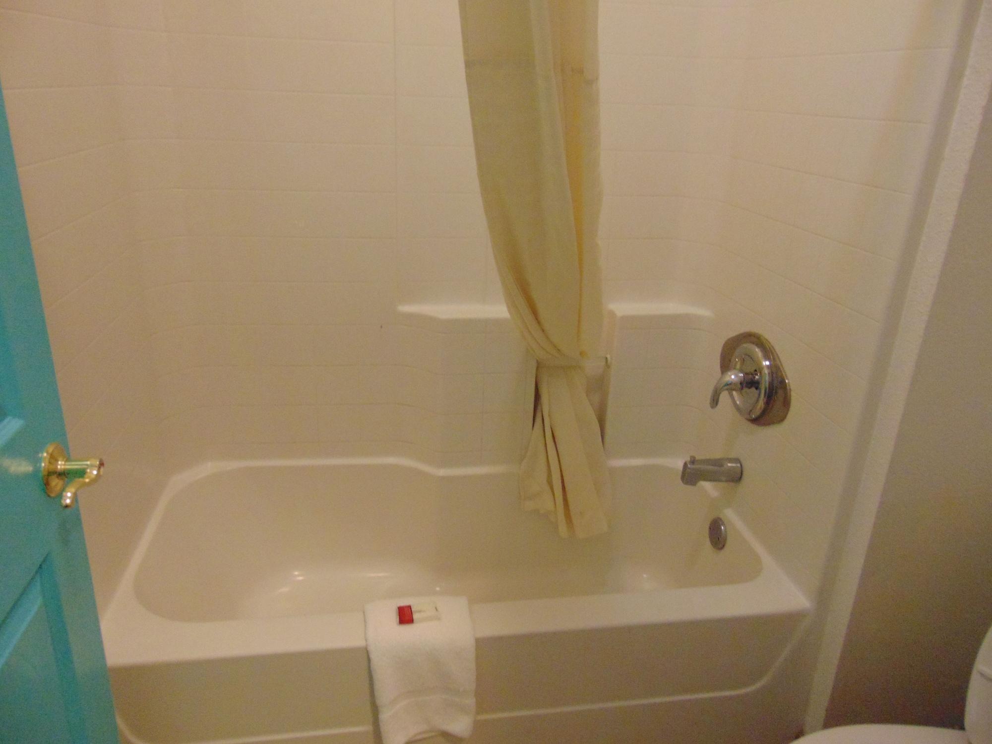 Howard Johnson By Wyndham Lubbock Tx Εξωτερικό φωτογραφία