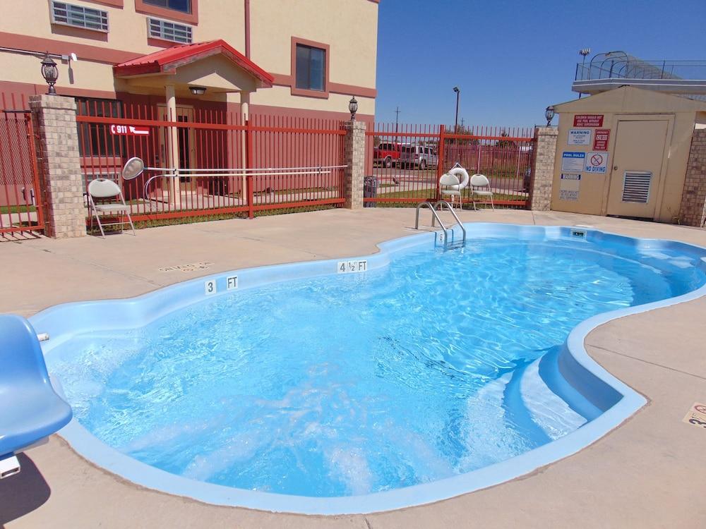 Howard Johnson By Wyndham Lubbock Tx Εξωτερικό φωτογραφία