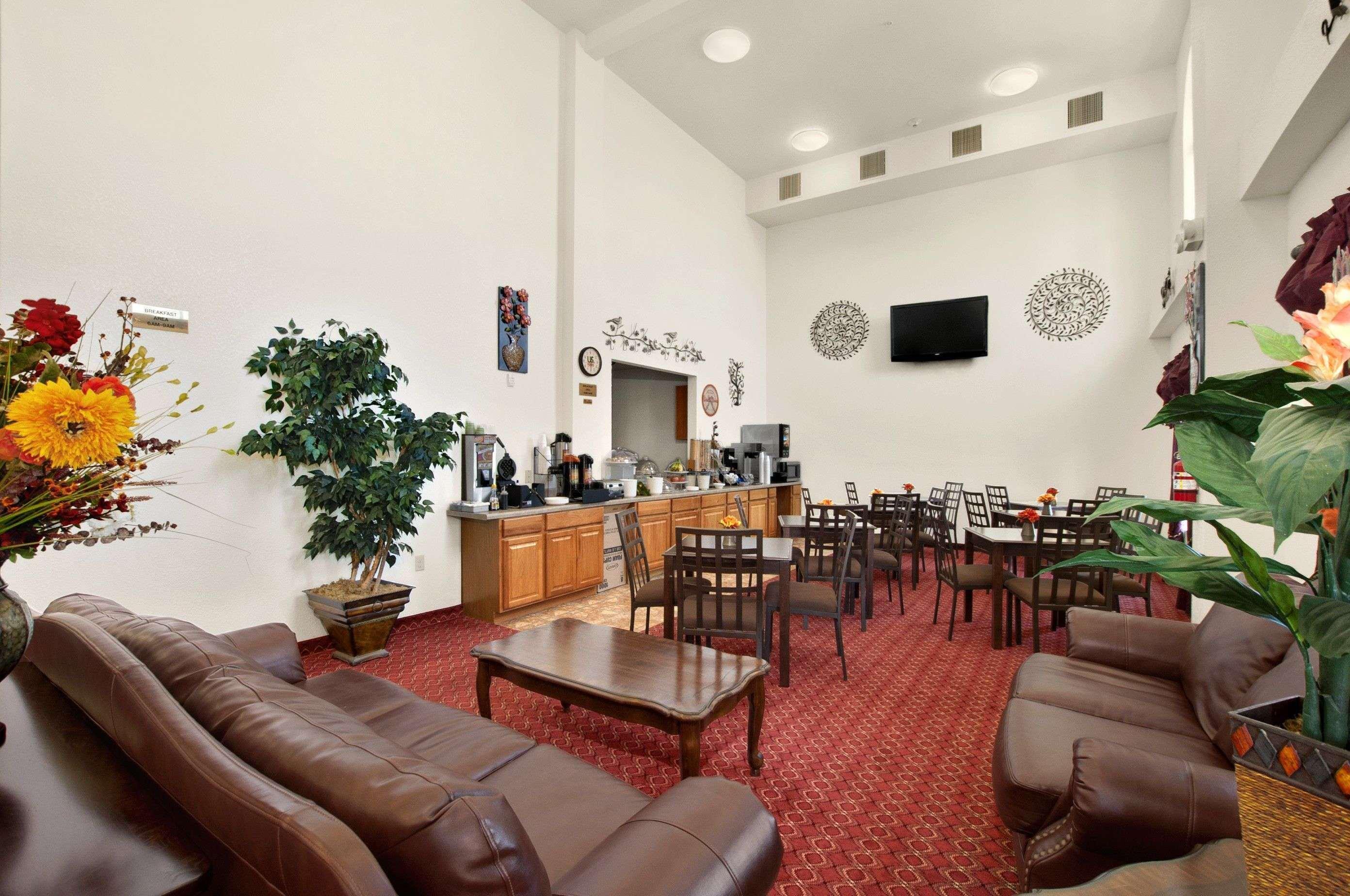 Howard Johnson By Wyndham Lubbock Tx Εξωτερικό φωτογραφία