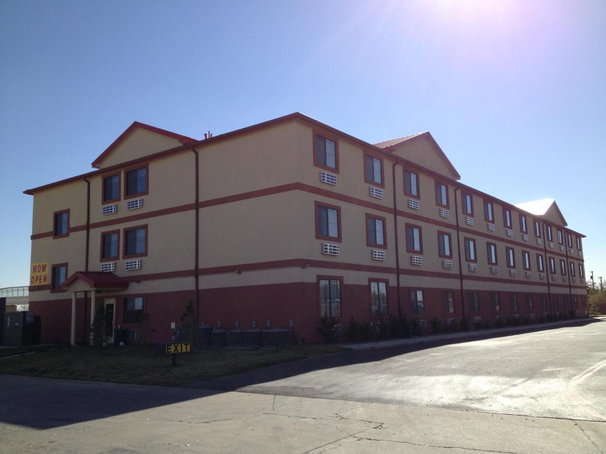Howard Johnson By Wyndham Lubbock Tx Εξωτερικό φωτογραφία
