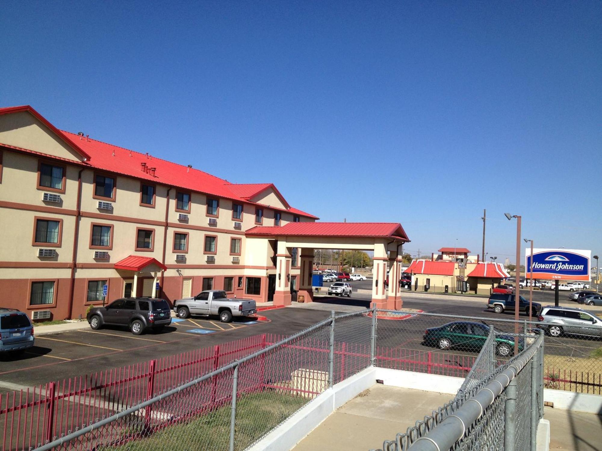 Howard Johnson By Wyndham Lubbock Tx Εξωτερικό φωτογραφία